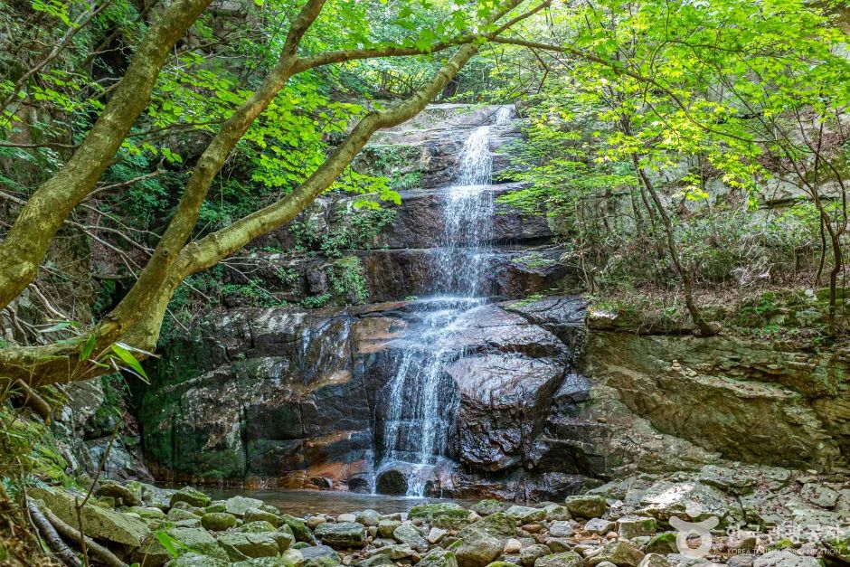 문장대 오송폭포